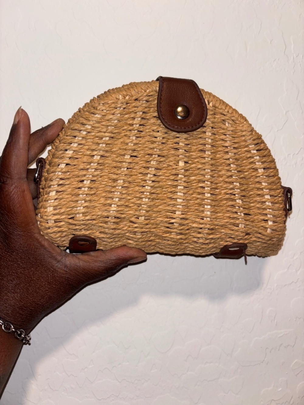 White House Black market clutch